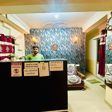 Sainik Guest House 500Mtr From Medanta Hospital Lucknow Dış mekan fotoğraf