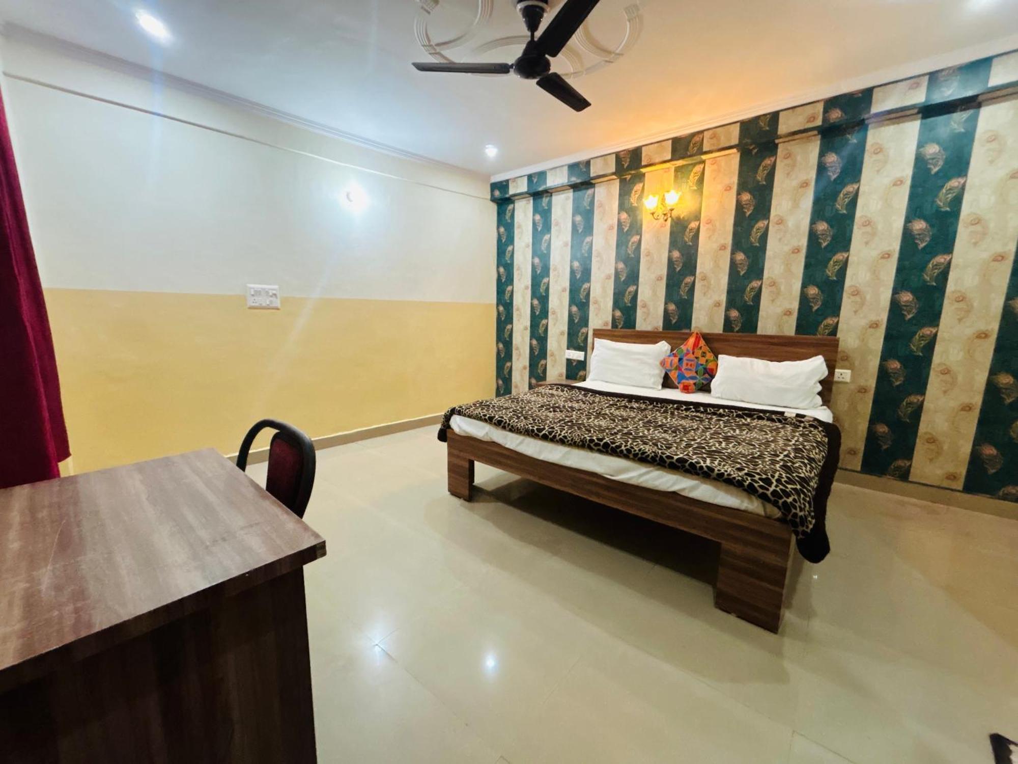 Sainik Guest House 500Mtr From Medanta Hospital Lucknow Dış mekan fotoğraf