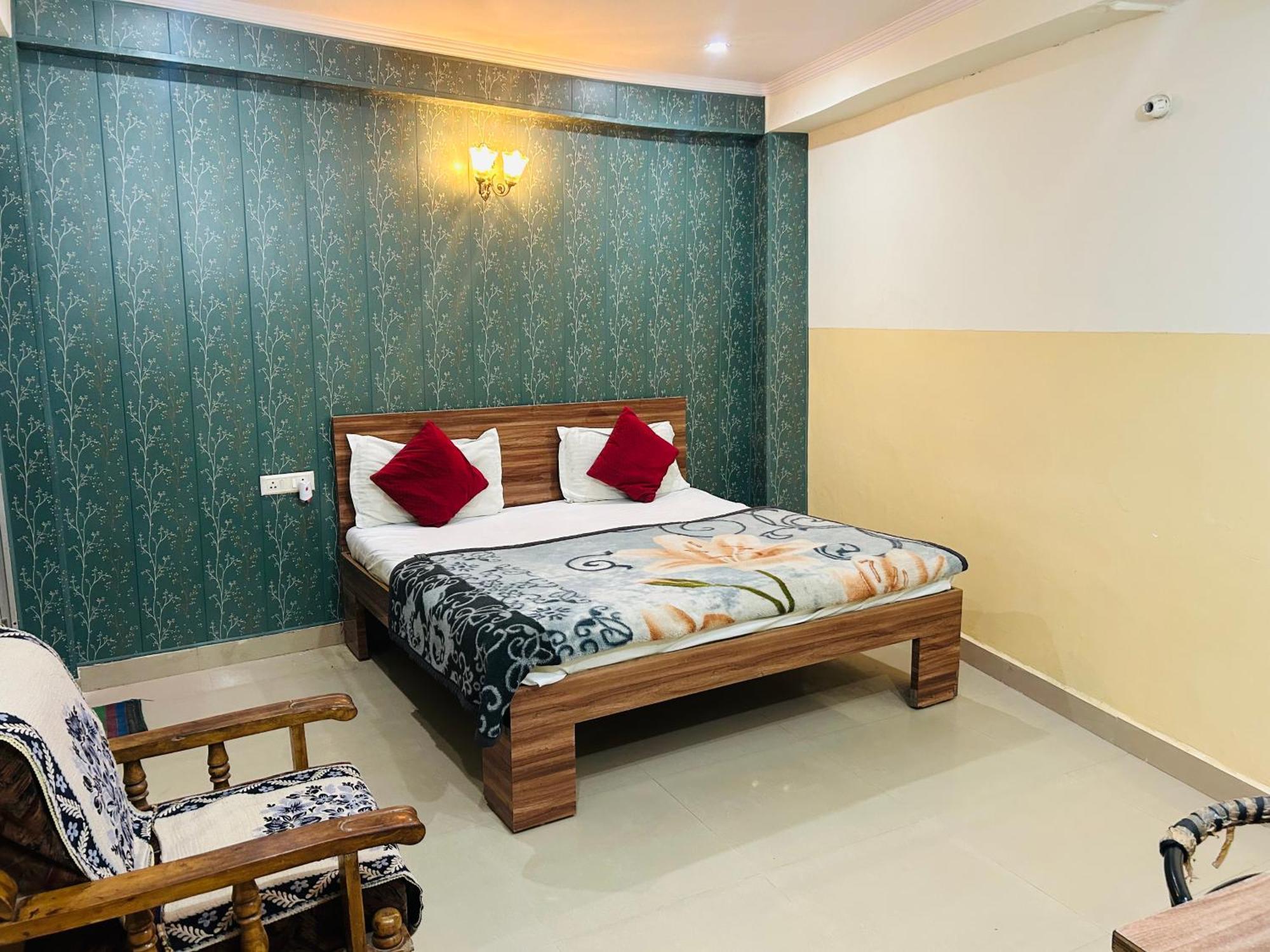 Sainik Guest House 500Mtr From Medanta Hospital Lucknow Dış mekan fotoğraf