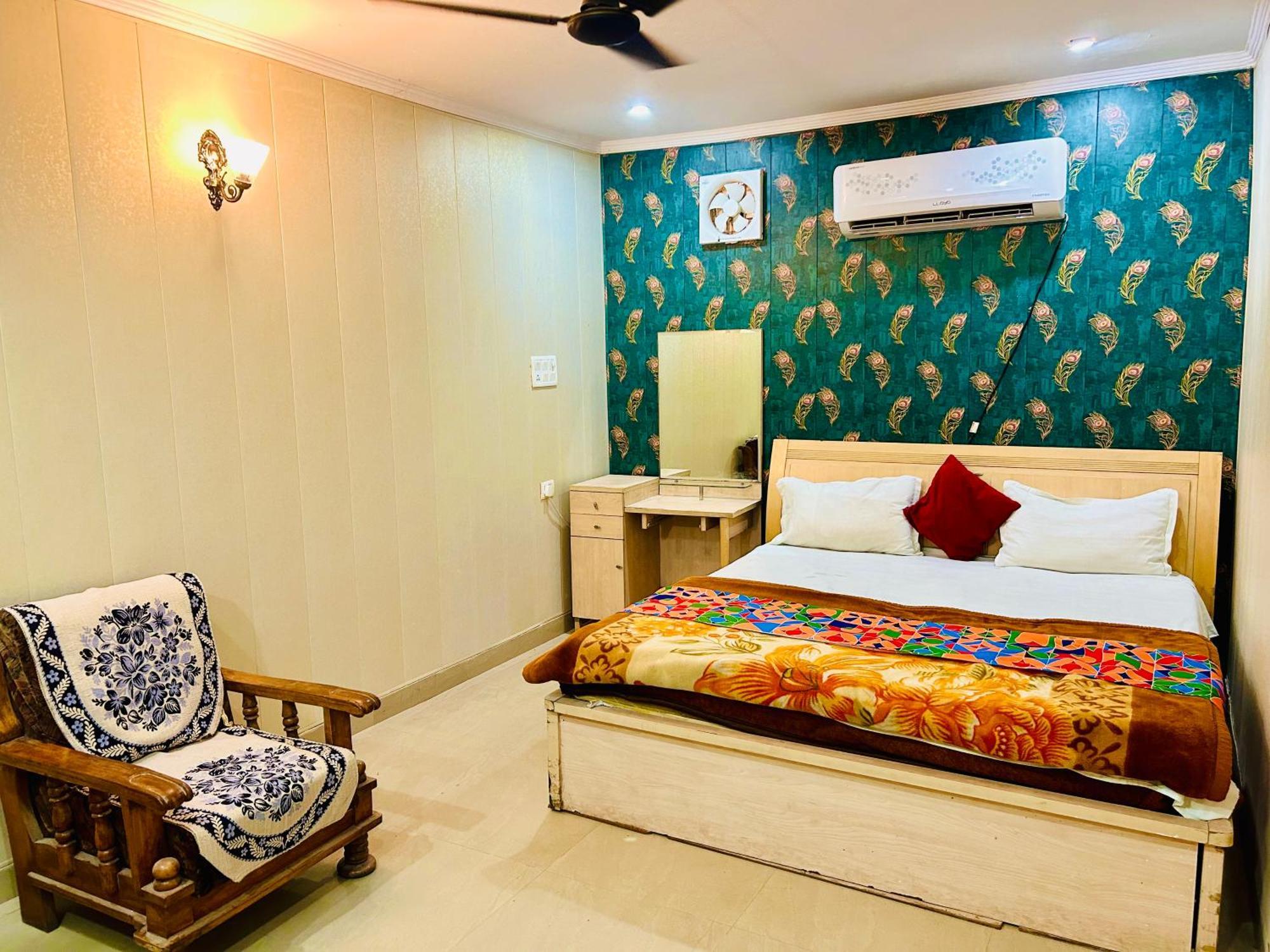 Sainik Guest House 500Mtr From Medanta Hospital Lucknow Dış mekan fotoğraf